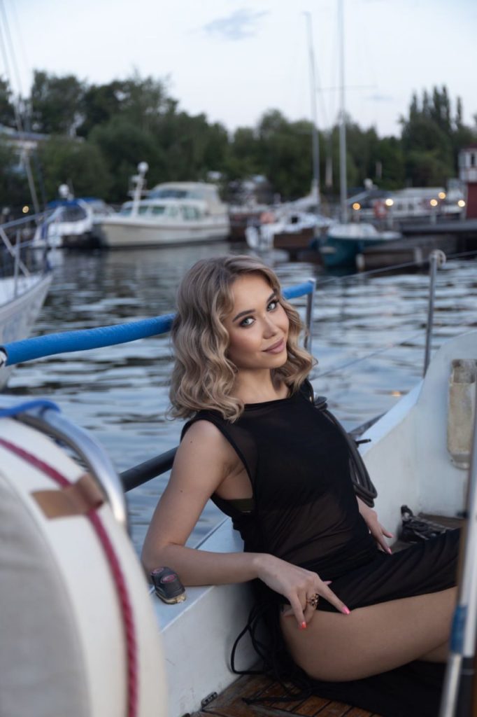 Элитная эскортница Аврора в Москве