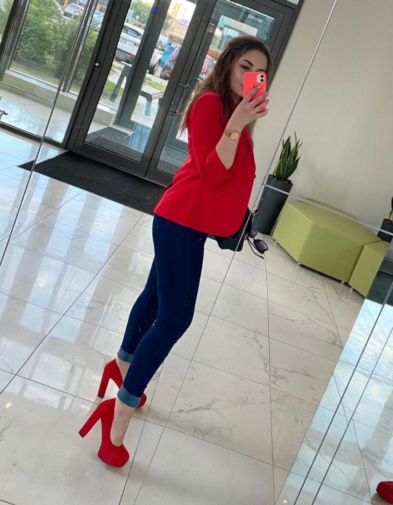 Эскортница Арина в Москве