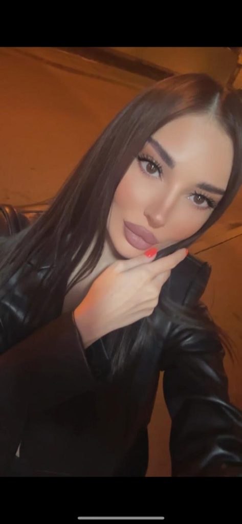 Эскортница Дита