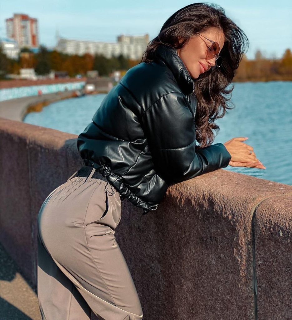 Эскорт модель Асия в Москве